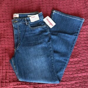 Wrangler Women's High Rise Bold Boot Jeans NWT